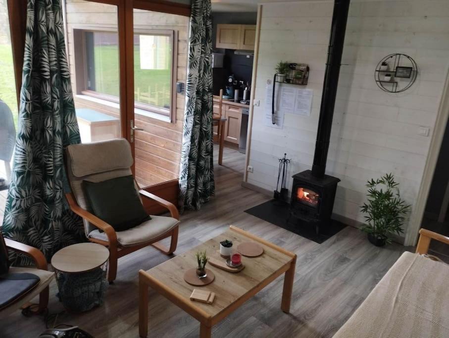 Gite N°4, En Pleine Nature, Frontalier Signy-le-Petit Extérieur photo